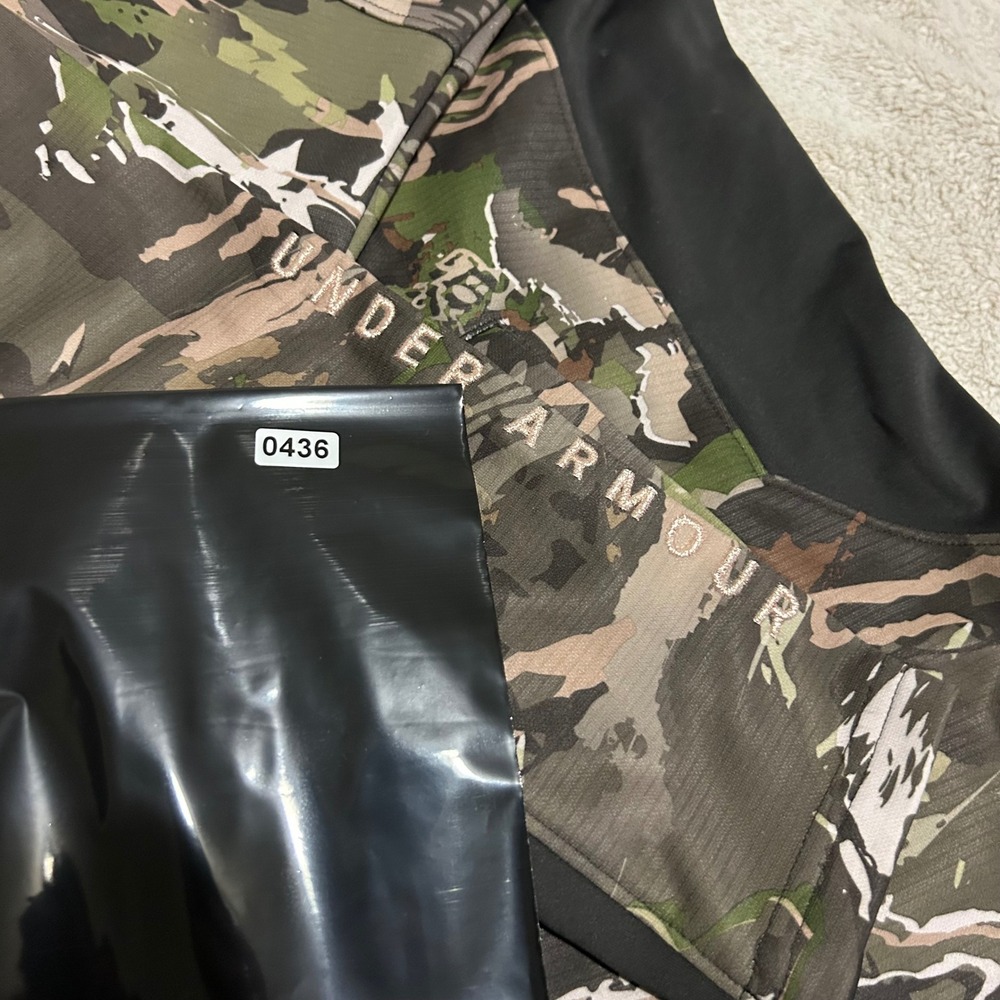 Under Armour Full Zip‎ Hoodie Womens Small Camo Threadborne Hunting Jacket - Picture 8 of 11
